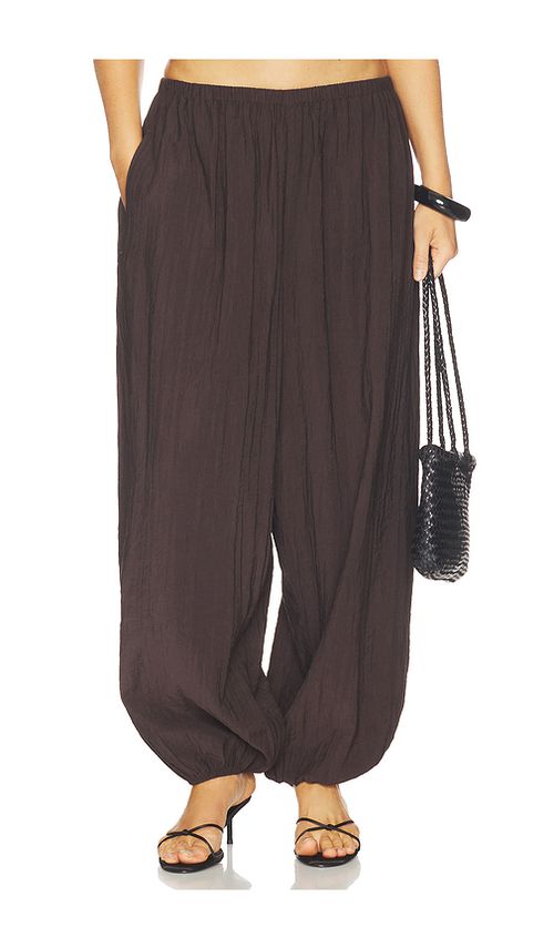 Geel Eliot Pant in Americano. S also in XS
