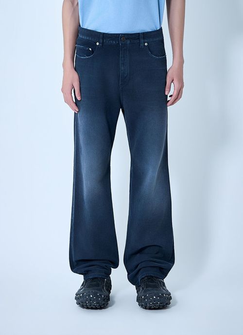 Curved Knee Pants