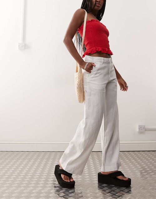 Loose carpenter linen blend trousers in white