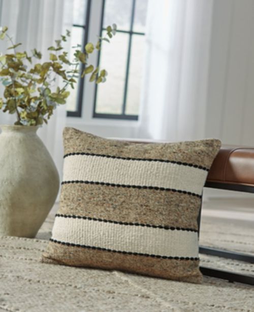 Rueford Pillow, Brown/Black/Natural