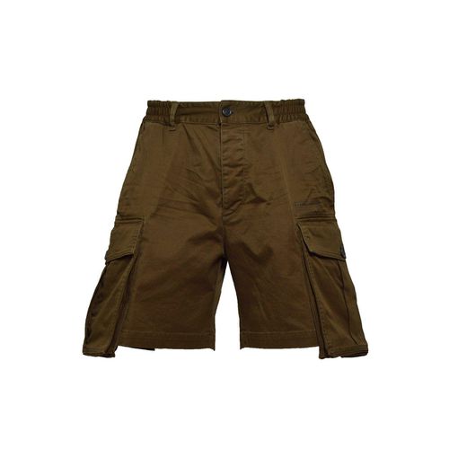 Straight Leg Cargo Shorts