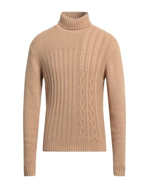 Man Turtleneck Sand