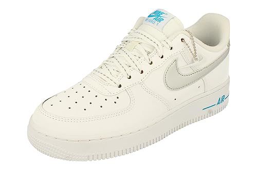 NIKE Men's Air Force 1 Low Sneaker