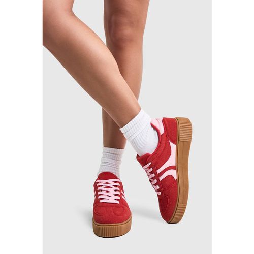 Boohoo Women's Contrast Stripe Platform Trainers Shoe in Red