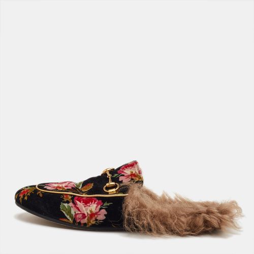 Sandal
