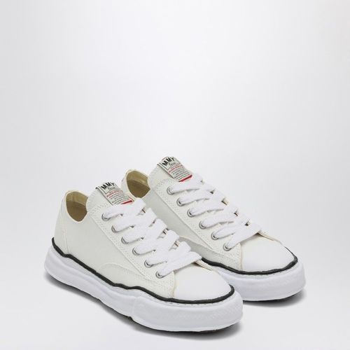 Mihara Yasuhiro White Peterson Low Sneakers In Canva