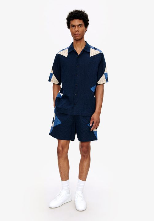 A. P.C. Men's Connor shorts Size: Small in Dark indigo