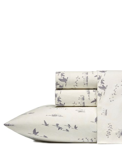 Geese Meadow Flannel Sheet Set