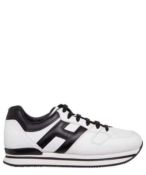 H222 Sneakers