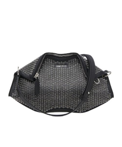 Manta Eyelet Detailed Clutch Bag
