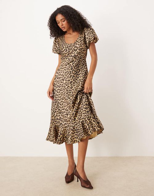 Scoop neck jacquard midi dress in leopard-Multi