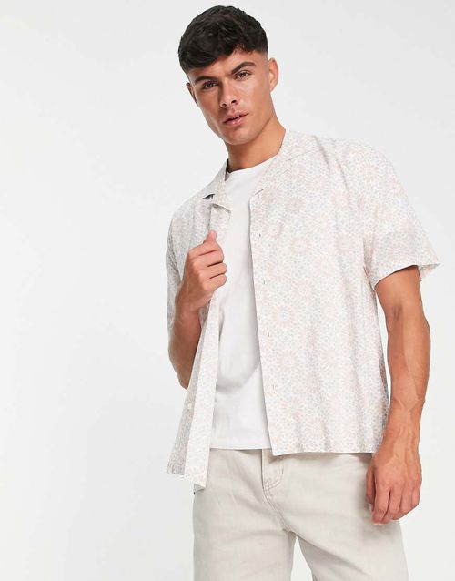 Geo tile print short sleeve resort shirt in tan-Brown
