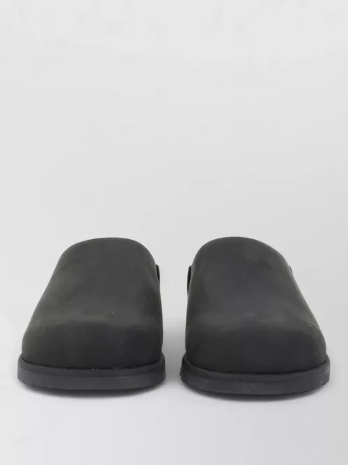 Ugg - slippers flat sole round toe design