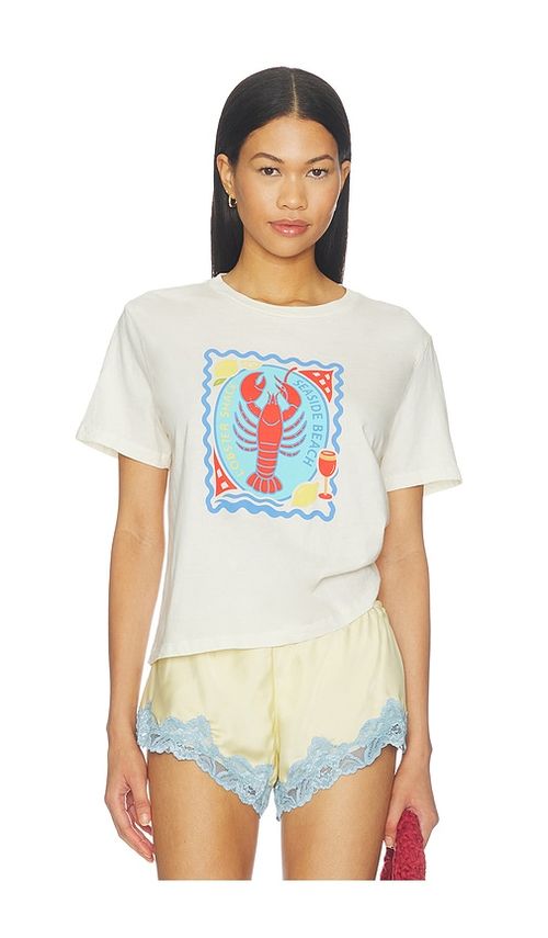 Sunny Somewhere Seaside Beach Shack Everyday Tee in White. XS. Also in S