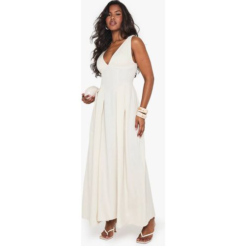 Boohoo Women's Structured Skater Maxi Dress in Crea