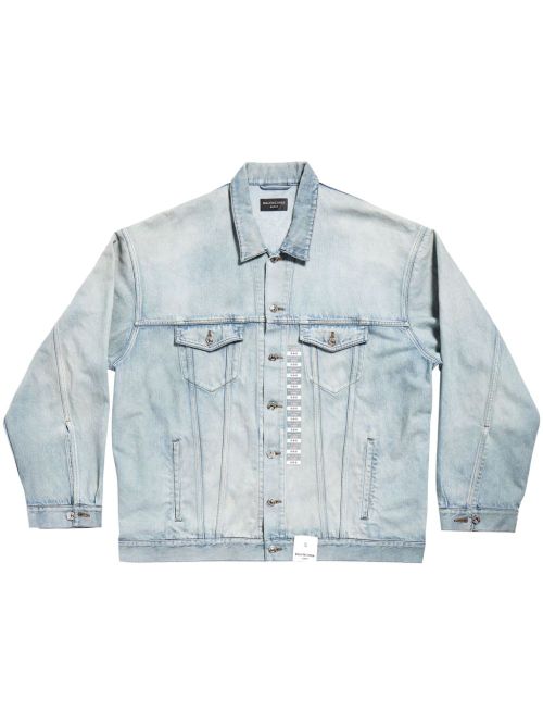 Denim jacket with flap pockets and drop shoulder