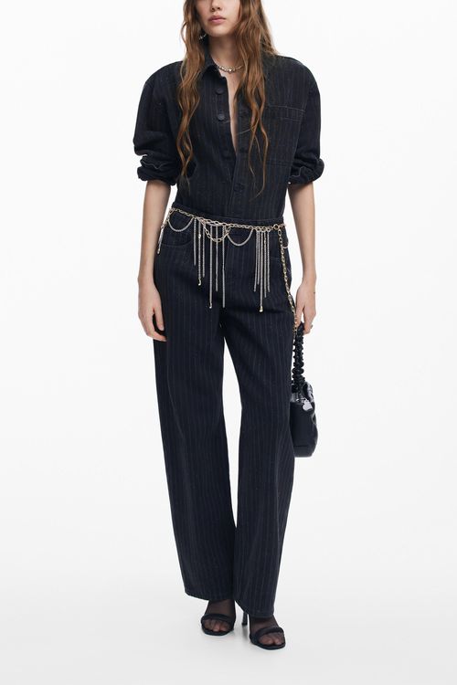 Straight jeans with topstitching