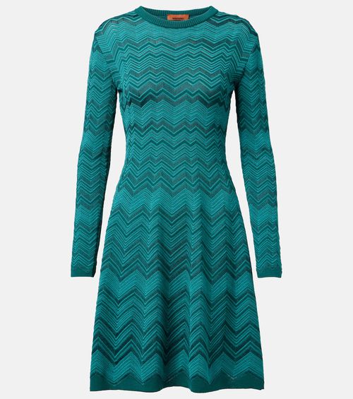 Zigzag knitted minidress