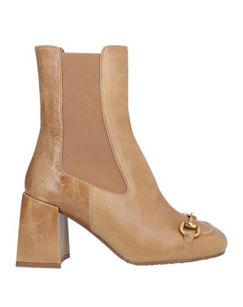 Woman Ankle boots Sand