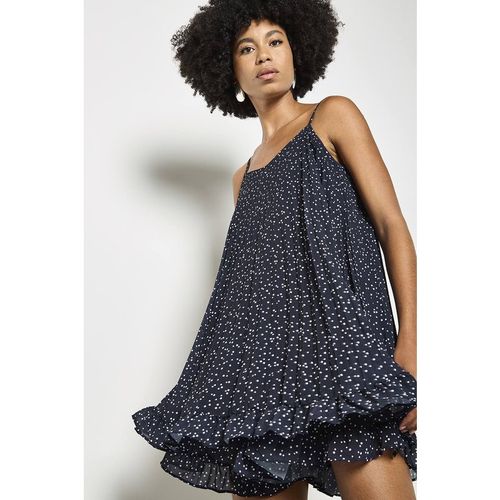 Apricot Women's Polka Dot Pleated Chiffon Cami Top in Navy