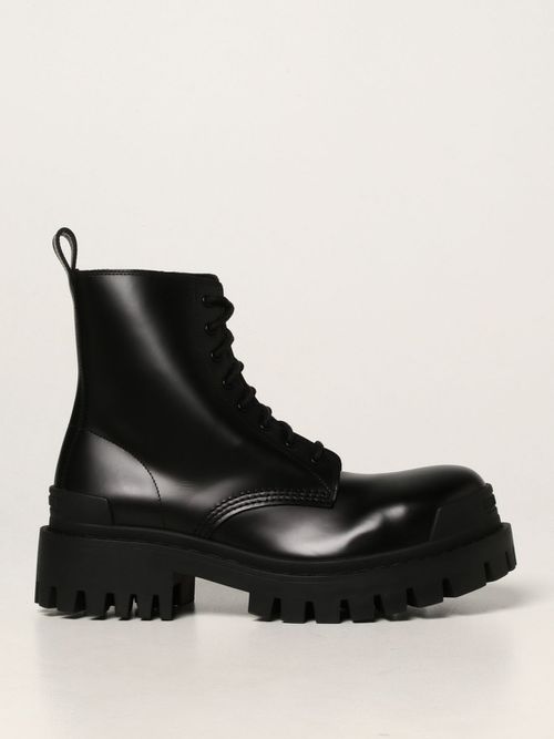 Strike boots in brushed leather