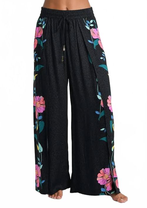 Women's Cascade Blooms Beach Pant In Black