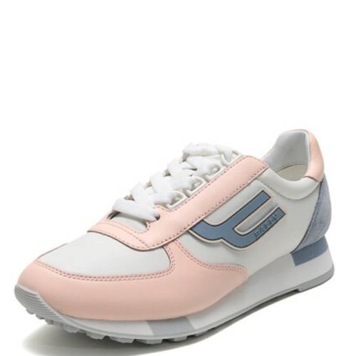 Galaxy Gavinia Low-Top Sneakers