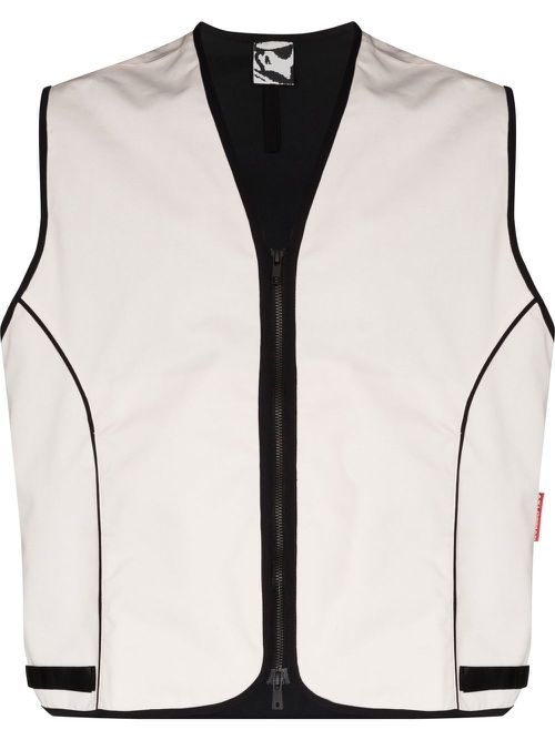 Zip-fastening sleeveless jacket - Neutrals