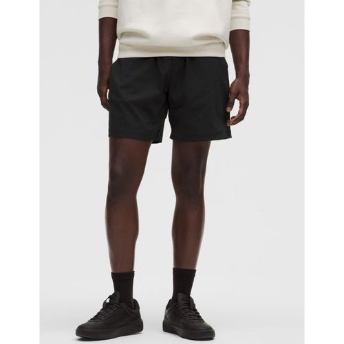 Lululemon – Men's ABC Pull-On Shorts – 7" – Color Black