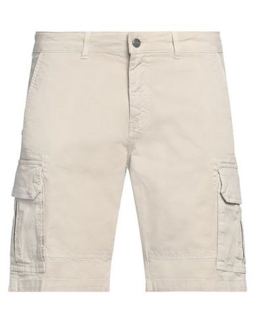 Man Shorts & Bermuda Shorts Beige