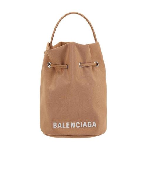 Wheel drawstring bucket bag