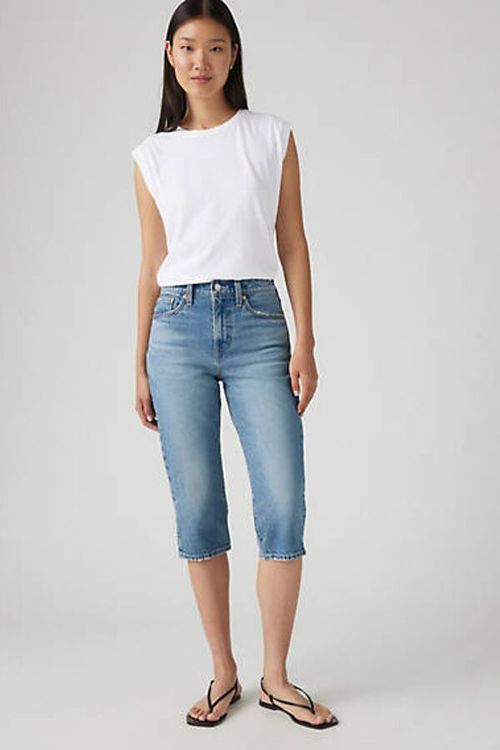 Wedgie Capri Jeans