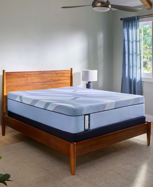 "Posturepedic Hybrid Lynden 13"" Medium Tight Top Mattress - Queen"