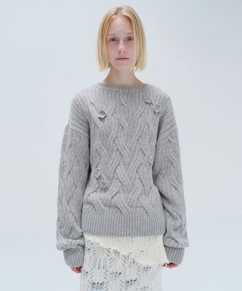 CABLE APPLIQUE KNIT 