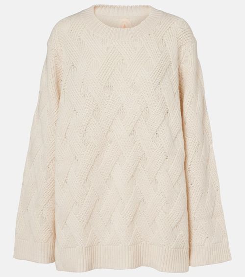 Oversized wool and cashmere sweater