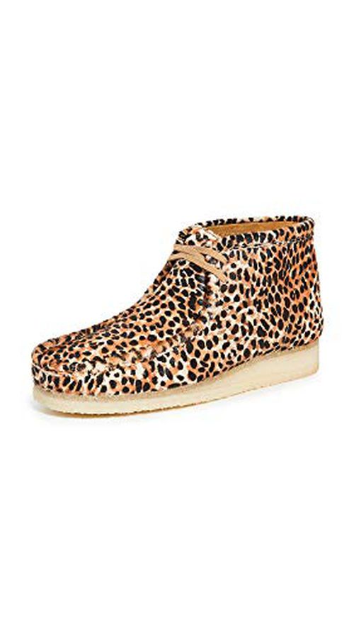 Clarks mens Wallabee Chukka Boot
