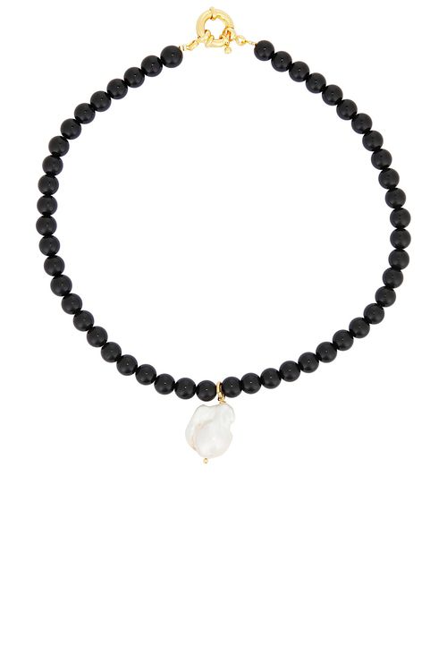 Timeless Pearly Beaded Pearl Necklace in Multi - Black. a