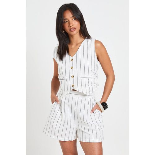 Boohoo Women's Petite Linen Look Striped Waistcoat & Relaxed Fit Shorts in Ecru