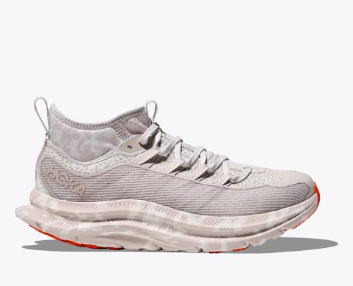 HOKA Kawana Mid Studio Proba Shoes in White Sand/Tangerine Tango