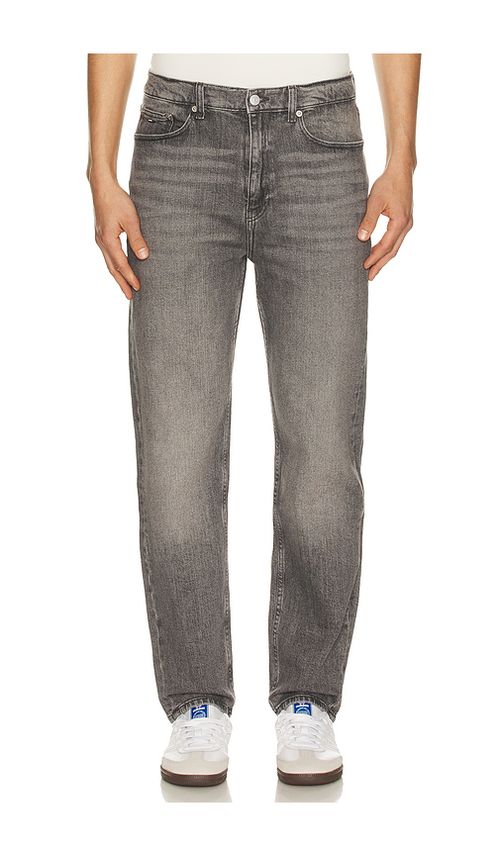 Tommy Jeans Sonny Regular Tapered Jeans in Black. 31. Also