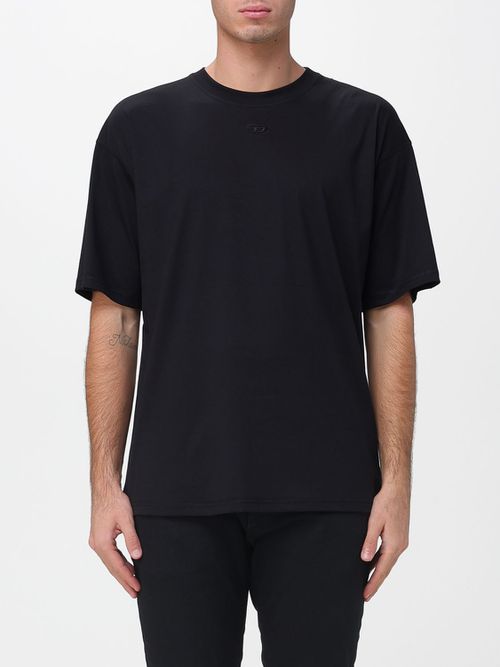 T-Shirt Men color Black