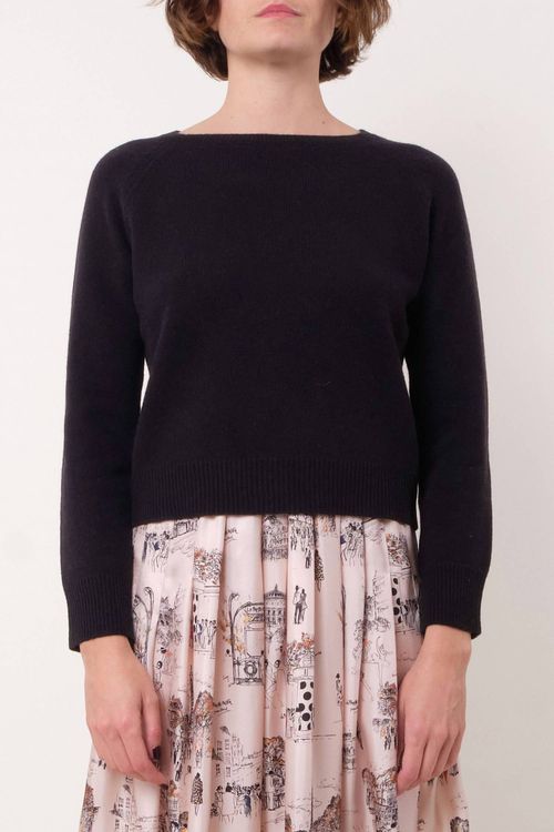 Ras Du Cou Elbow Patch Sweater In Noir