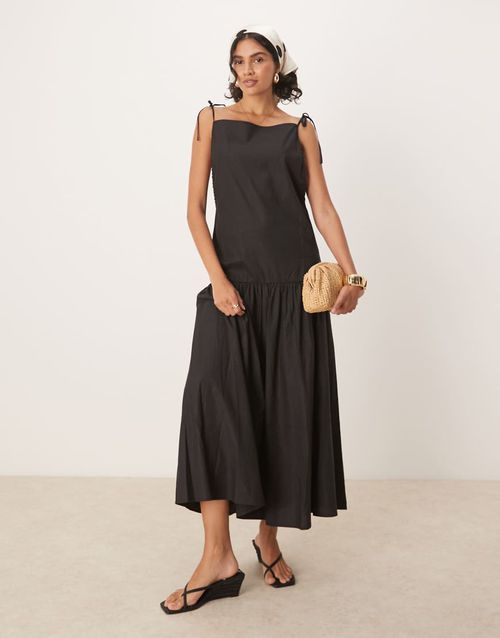 Bow shoulders midaxi dress in black