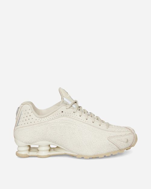 Shox R4 Sneakers Natural / Metallic Silver