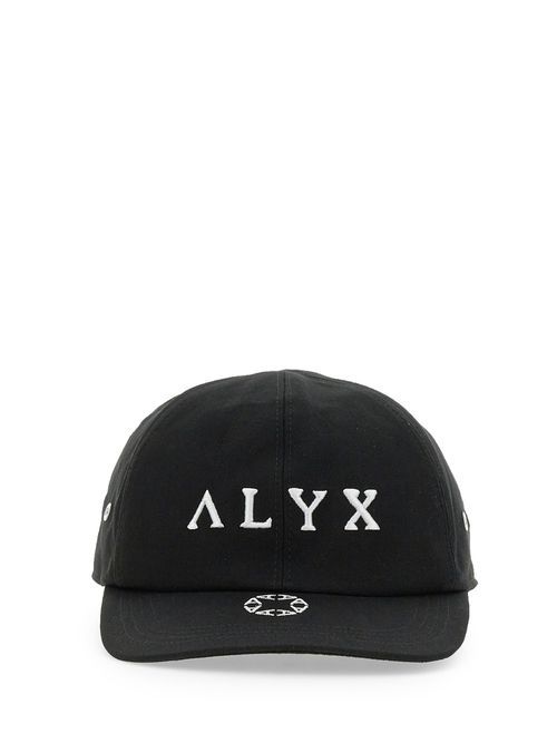 Baseball hat with logo