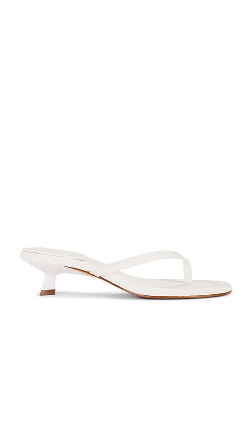 Schutz Carolyn Sandal in White. - 8.5 also , 6, 6.5, 9