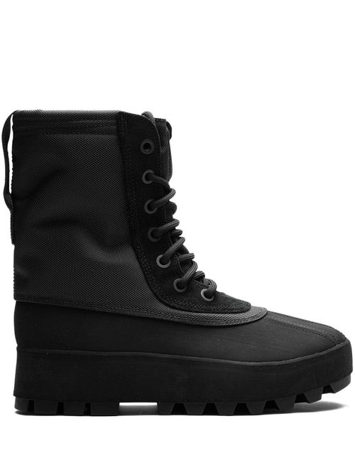 Yeezy 950 "Black" boots