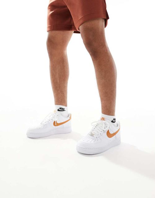 Nike Air Force 1 '07 sneakers in white and brown