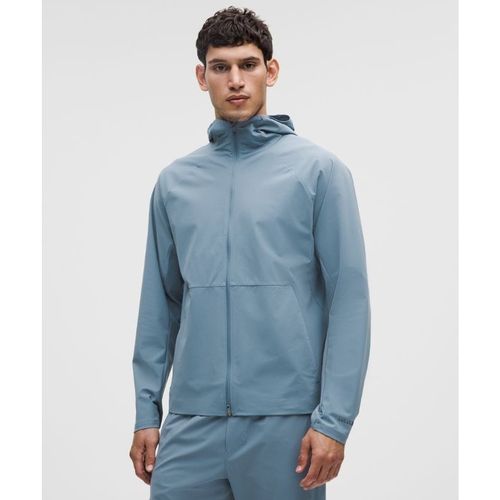 Lululemon – Men's Pace Breaker Jacket – Color Blue