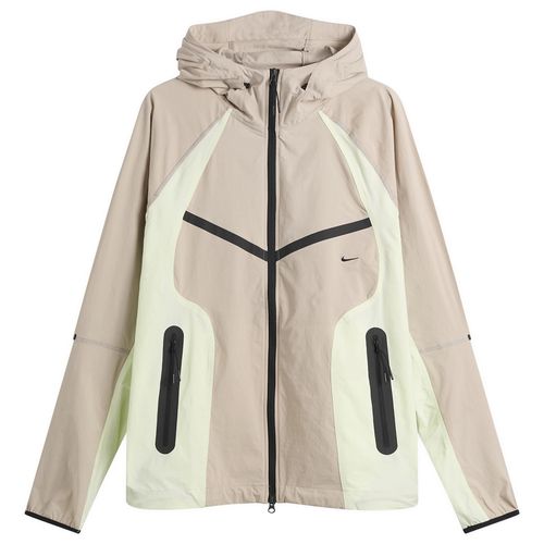 Men's Tech Woven Pro Oversized Jacket in Cream/Volt Tint/Black